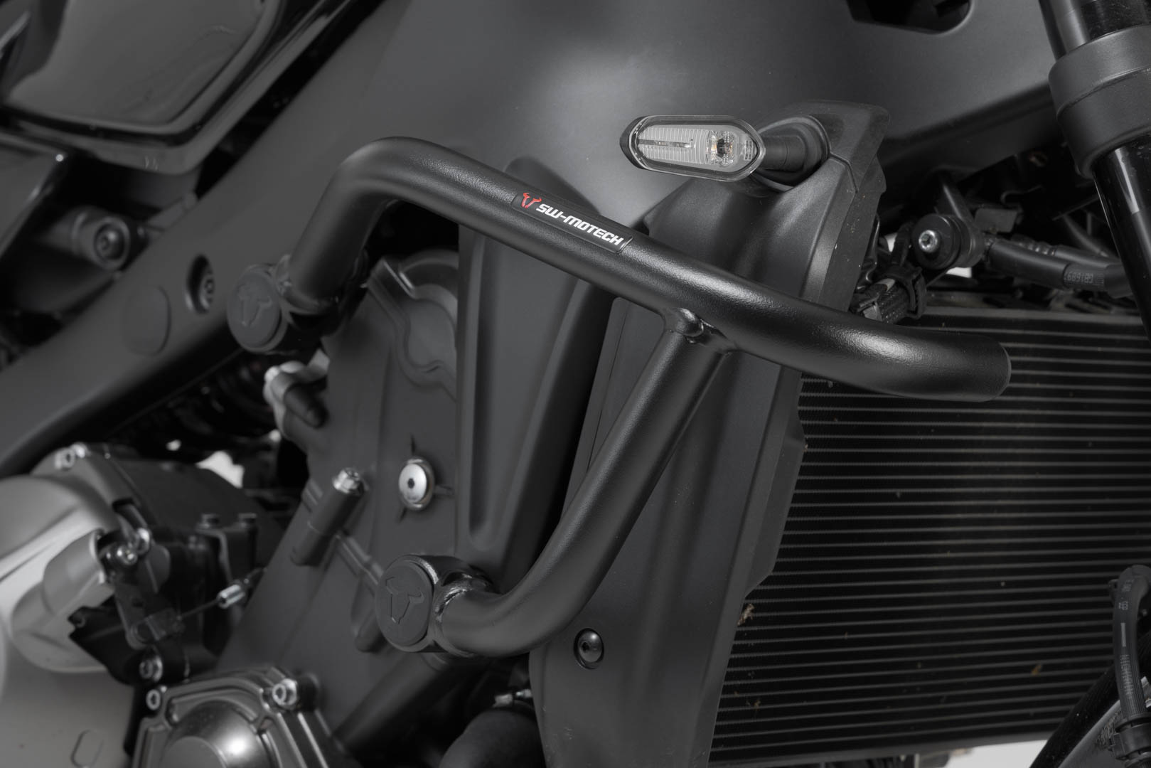 Sw-Motech Unisex Black Crash Bar - Yamaha Mt-09 / Sp (20-), Xsr900 (21-).