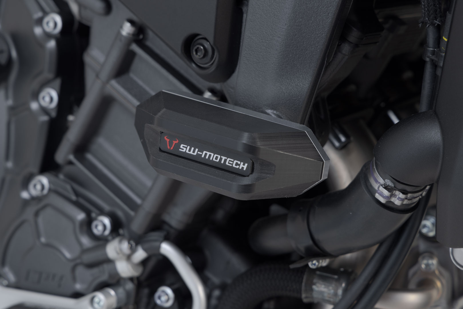 SW-Motech Frame slider kit - Black. Yamaha MT-10 (21-)., black