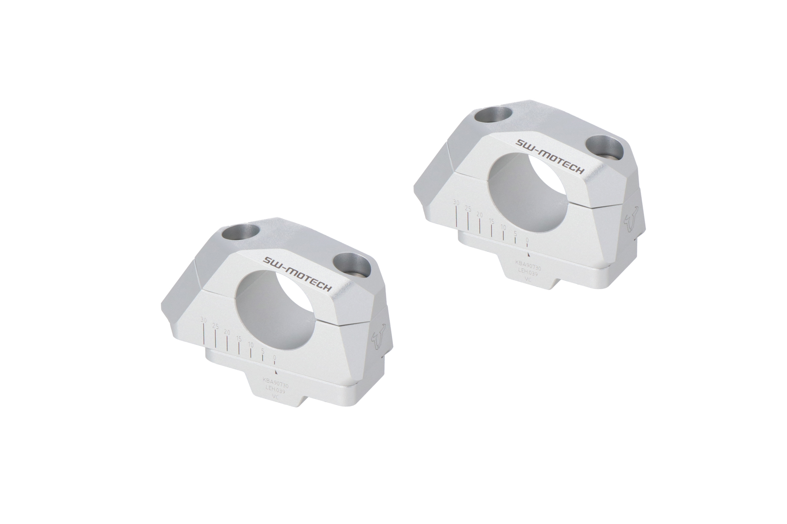 SW-Motech Lenkerverlegung variabel für Ø32 Lenker - H=30 mm. Verlegung 5/10/15/20/25/30 mm. Silbern.