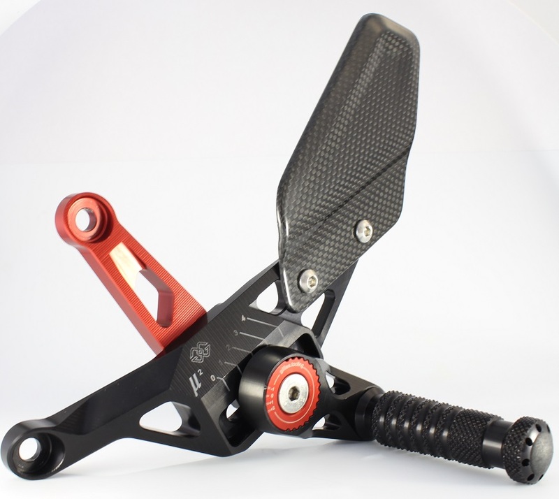 GILLES TOOLING MUE2 Adjustable Rearset Black/Red MV Agusta Brutale 675/800, black