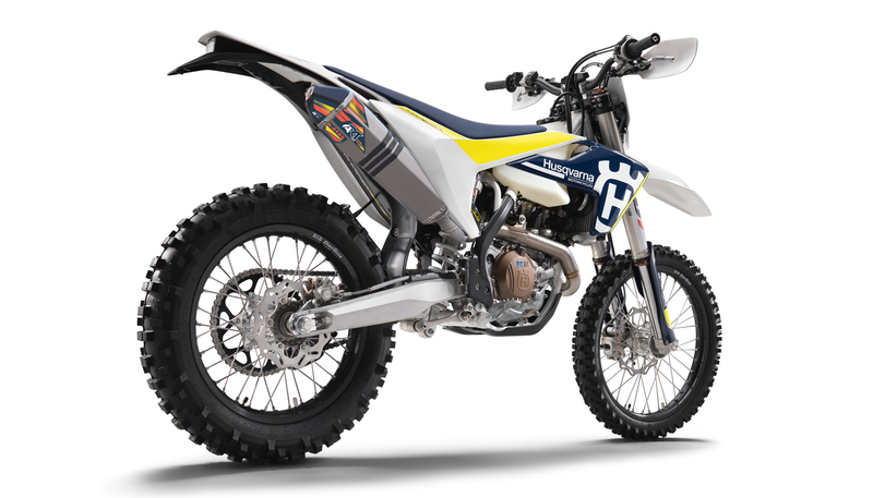 艺术 静音艺术 B-P122 铝/黑色帽 Husqvarna FE450