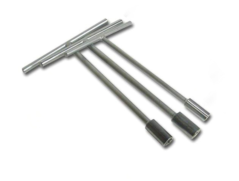 3 T-näppäimen sarja pistorasioilla