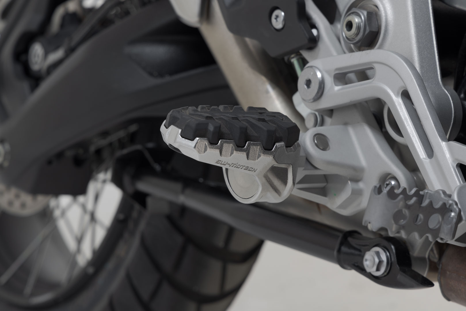 SW-Motech EVO Fußrasten-Kit - Triumph Tiger 1200 Modelle (22-).