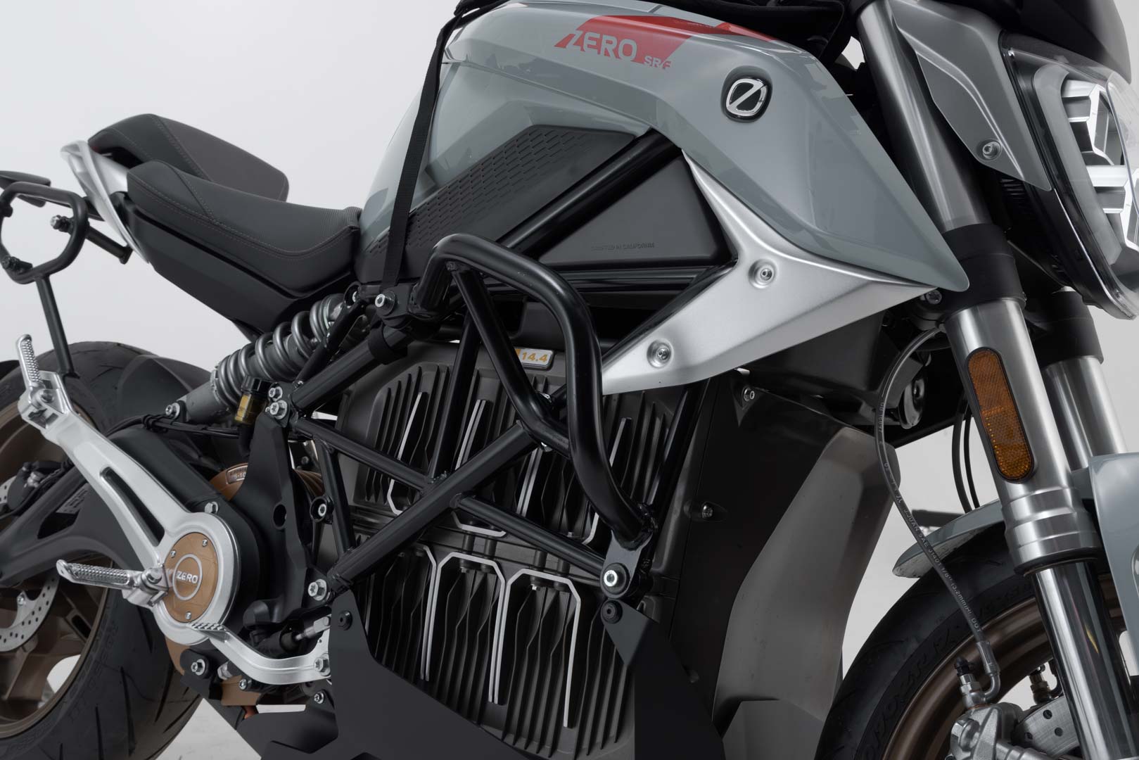 SW-Motech Noir. Zero SR/F (19-). - Noir. Zero SR/F (19-).