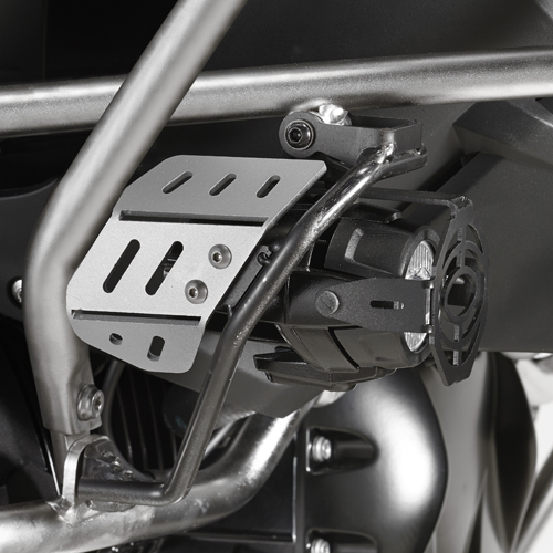 Protection antibrouillard GIVI en aluminium pour phares d’origine pour modèles BMW (voir ci-dessous), argent
