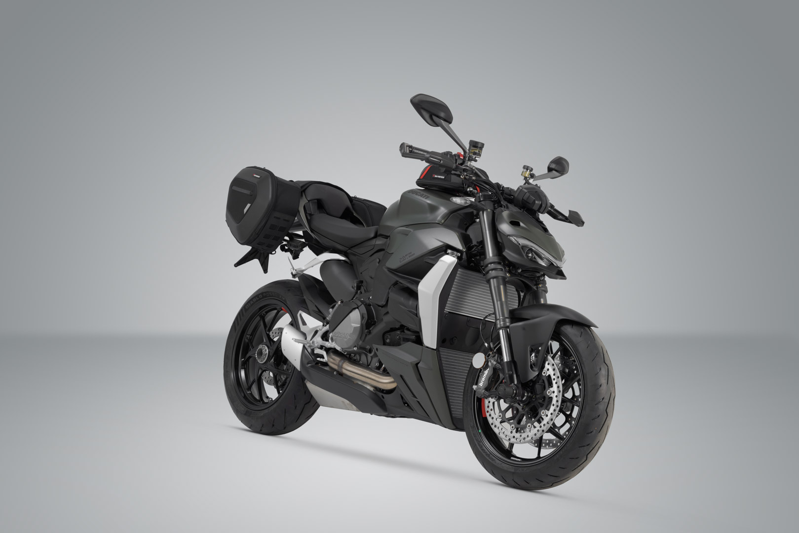 Side view of SW-Motech PRO BLAZE H saddlebag set - Black. Ducati Streetfighter V2 (21-).