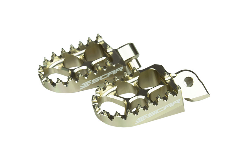 Scar Unisex Evo Foot Pegs Titanium