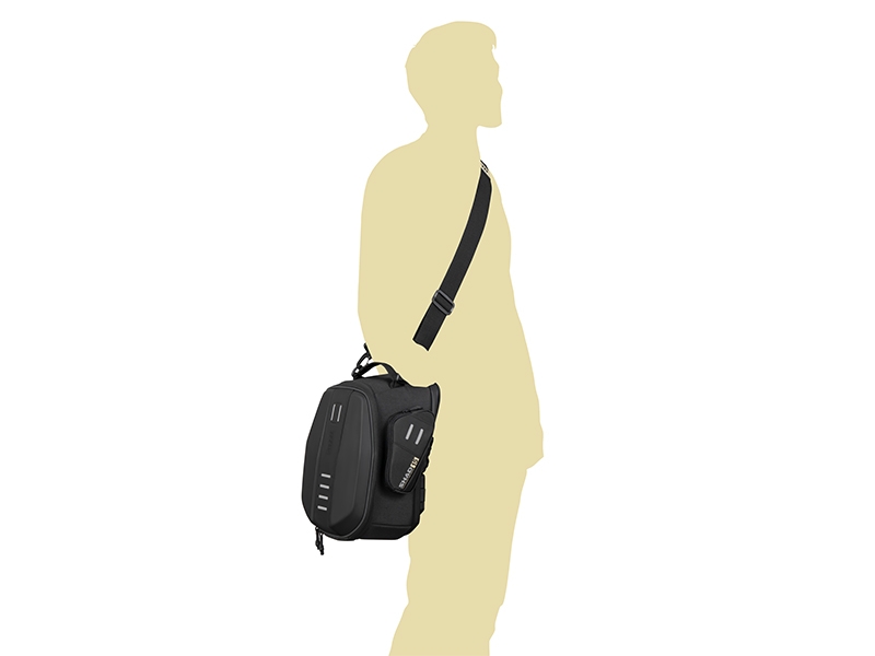 Side view of SHAD TR15CL Click System Tank Bag
