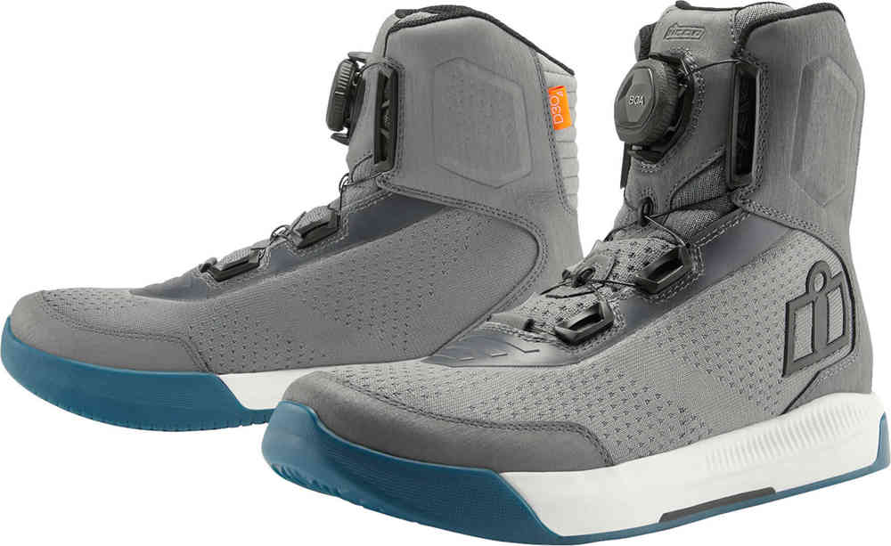 Ventilated motorcycle boots top