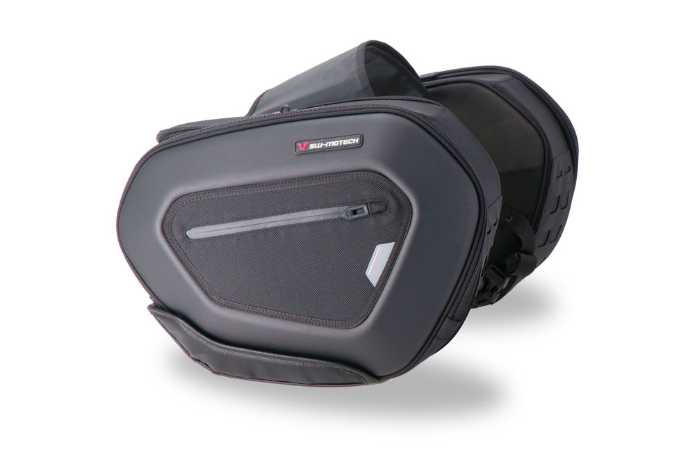 SW-Motech PRO BLAZE H saddlebag sett - Svart. Triumph Speed Triple 1200 RR / RS (21-).