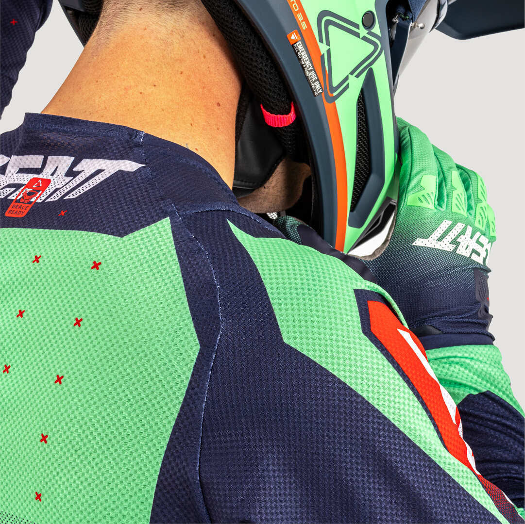 Side view of Leatt 4.5 Lite Venom 2025 Motocross Jersey, red-green-blue, Size XL for Men