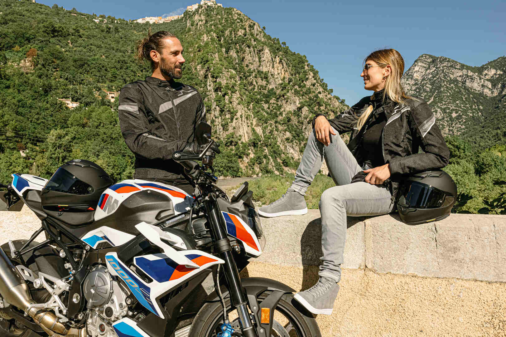 Side view of Richa Gotham 3 WP waterproof Motorcycle Textile Jacket, black, Size 6XL for Men