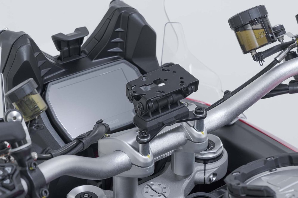 Suporte GPS SW-Motech no guidão - Preto. Ducati Multistrada V4 (20-), V2 (24-).