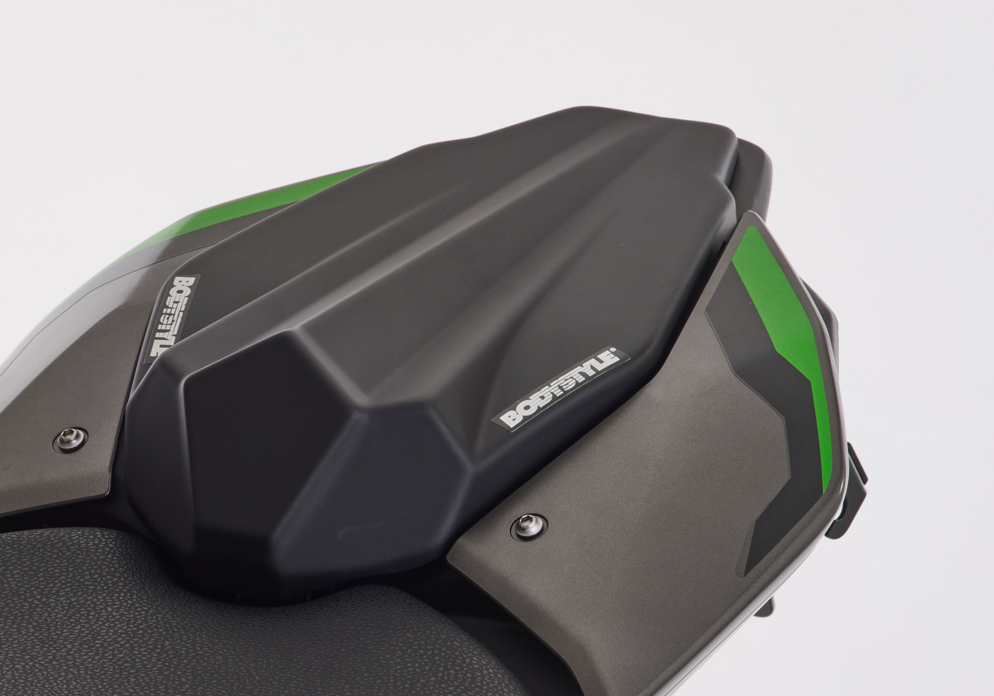 Housse de selle BODYSTYLE Plastiques ABS non peints