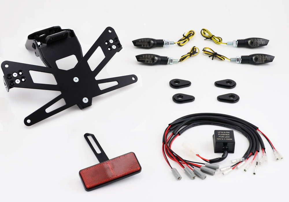 Supporto targa PROTECH completo con un set plug and play con 4 indicatori LED in acciaio inossidabile/alluminio rivestiti in polvere nera