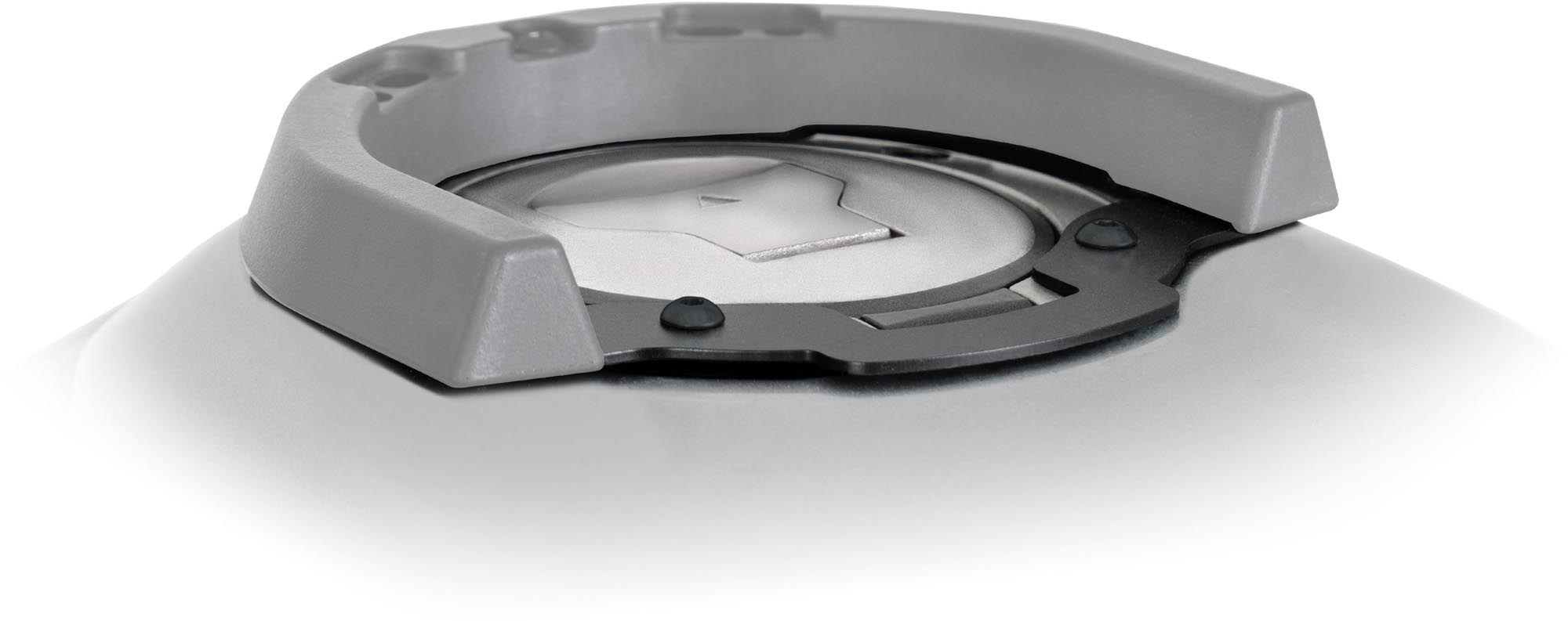 Side view of SHAD Click System Tank Adapter for Men